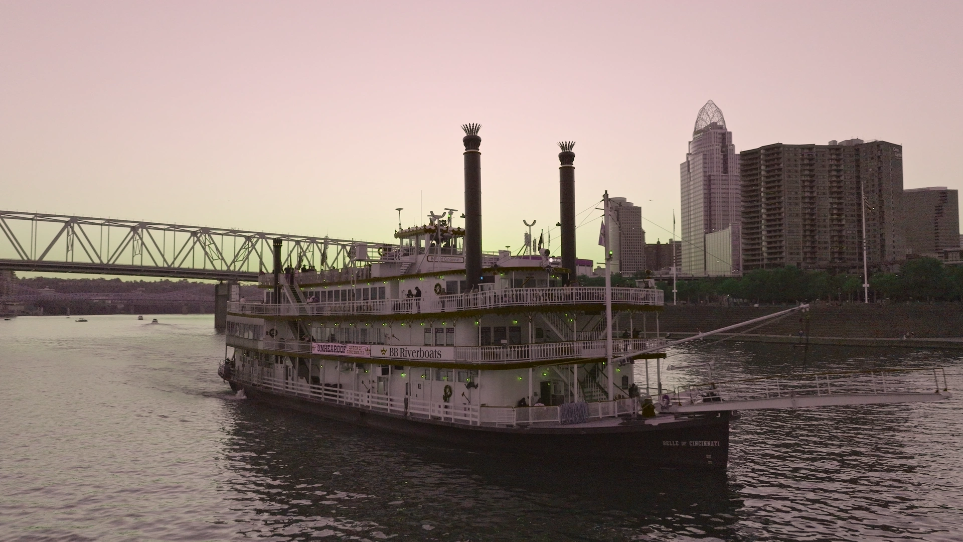 BB Riverboats Group dining cruise.